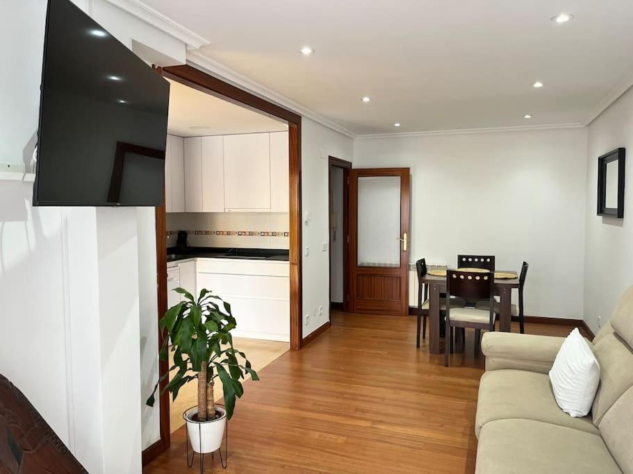 Ferienwohnung Piso Acogedor Y Centrico Santoña Exterior foto