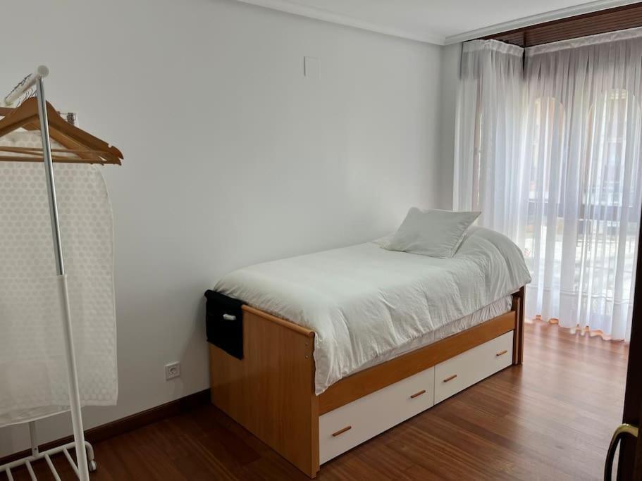 Ferienwohnung Piso Acogedor Y Centrico Santoña Exterior foto
