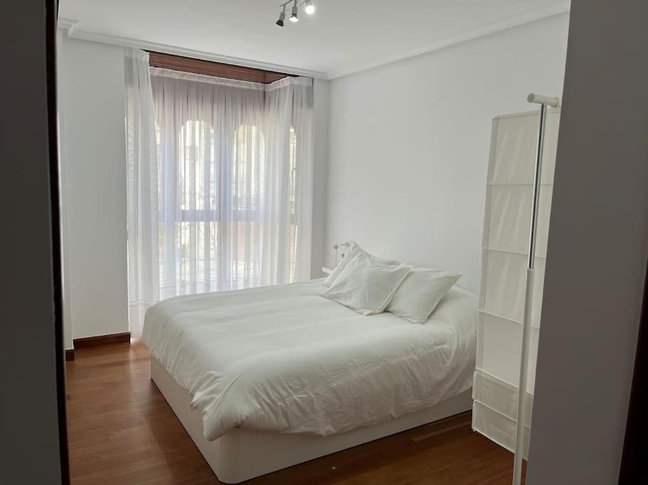 Ferienwohnung Piso Acogedor Y Centrico Santoña Exterior foto